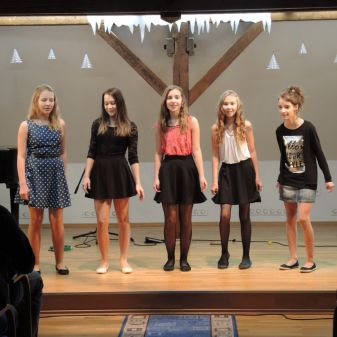 Vánoční pěvecké vystoupení žáků třídy Jany Borkové, 7. 12. 2016