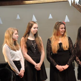 Vánoční pěvecké vystoupení žáků třídy Jany Borkové, 7. 12. 2016