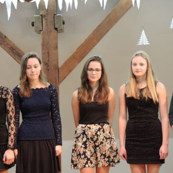 Vánoční pěvecké vystoupení žáků třídy Jany Borkové, 7. 12. 2016