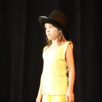 Svět pohádek - vystoupení TO a žáků pěvecké třídy L. Honzlové, 12. 12. 2016