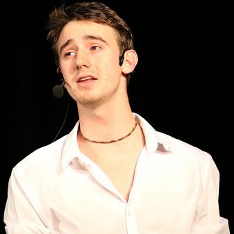 Svět pohádek - vystoupení TO a žáků pěvecké třídy L. Honzlové, 12. 12. 2016