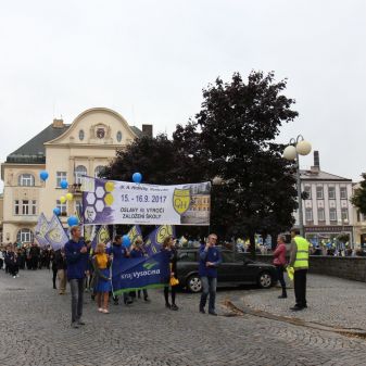 Dechový orchestr mladých a mažoretky ZUŠ - pochod městem k 80.výročí Gymnázia Humpolec, 16. 9. 2017