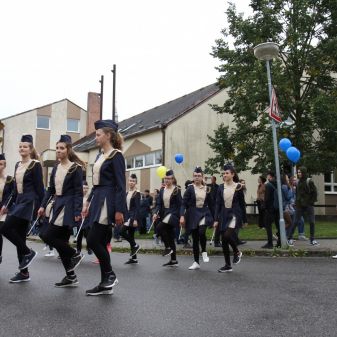 Dechový orchestr mladých a mažoretky ZUŠ - pochod městem k 80.výročí Gymnázia Humpolec, 16. 9. 2017