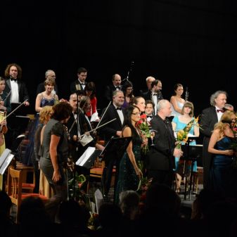 Galakoncert k 70. výročí založení ZUŠ a ke Dni boje za svobodu a demokracii, 14. 11. 2016