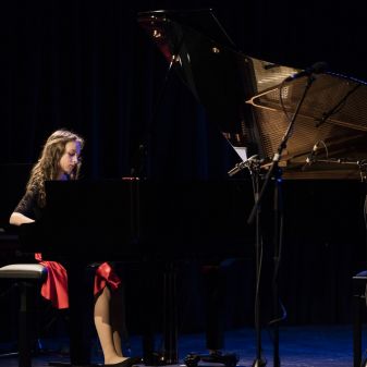 Galakoncert k 75. výročí ZUŠ, 9. 11. 2021, Divadlo Za komínem