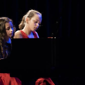 Galakoncert k 75. výročí ZUŠ, 9. 11. 2021, Divadlo Za komínem