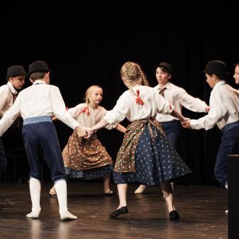 Galakoncert k 75. výročí ZUŠ, 9. 11. 2021, Divadlo Za komínem