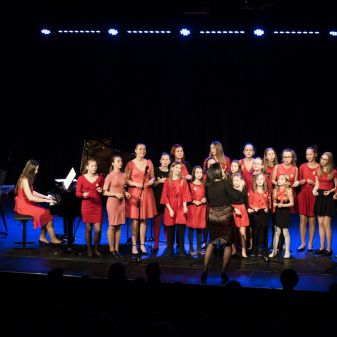 Galakoncert k 75. výročí ZUŠ, 9. 11. 2021, Divadlo Za komínem