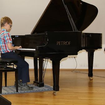 Klavírní večírek č. 5, 23. 5. 2017