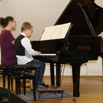 Klavírní večírek č. 5, 23. 5. 2017