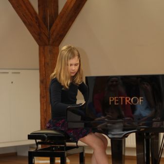 Koncert žáků ze třídy Petry Kopecké, 11. 4. 2016