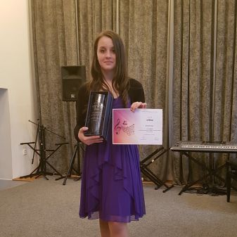 Žákyně Michaela Krejčí laureátem soutěže ve hře na keyboard