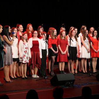 Šťastné & Veselé 2019! (žáci J. Borkové, L. Honzlové, M. Dvořáka)