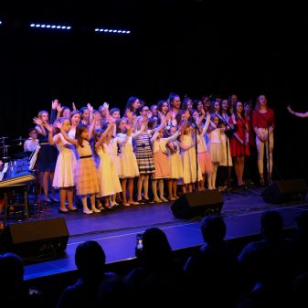 Šťastné & Veselé 2019! (žáci J. Borkové, L. Honzlové, M. Dvořáka)