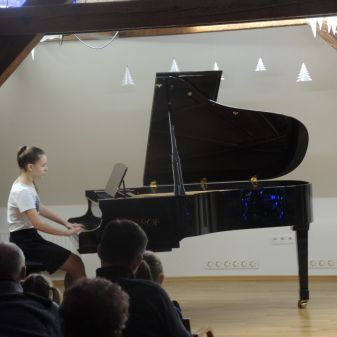 Klavírní večírek č. 2, 8. 12. 2016