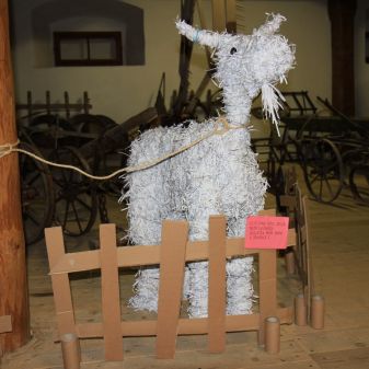 Výstava Recyklohraní, 7. 8. - 31. 10. 2017, zámek Žirovnice